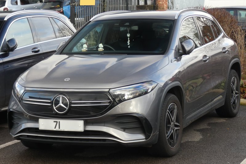 Mercedes-Benz EQA 250